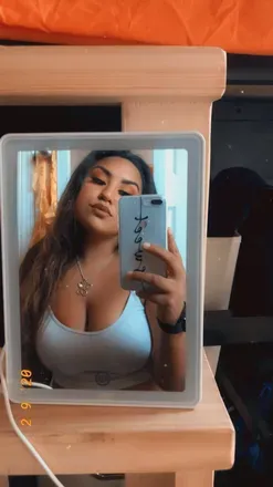 OnlyFans cuenta j_sunnyyy header 2