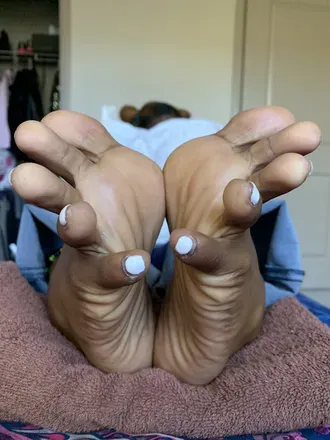 OnlyFans cuenta curlytoes44 avatar 1