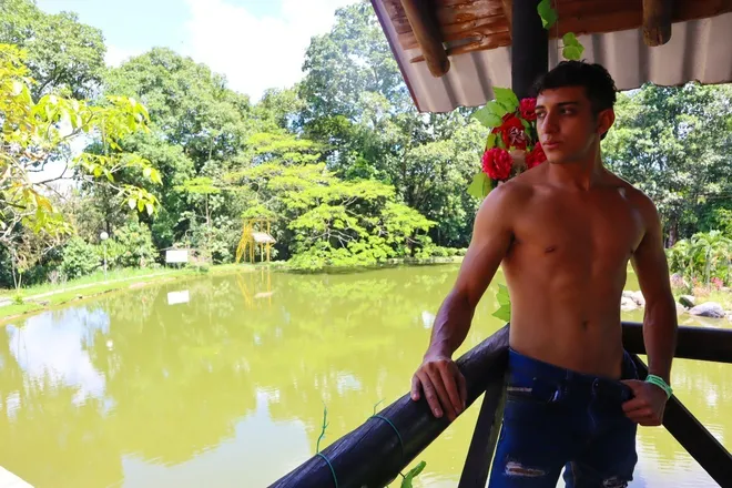 OnlyFans cuenta juanotalora23 header 2