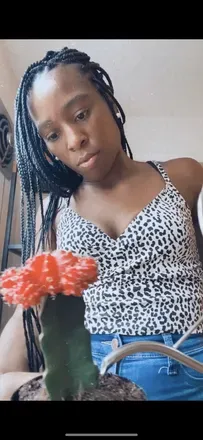OnlyFans cuenta plantmombae avatar 1