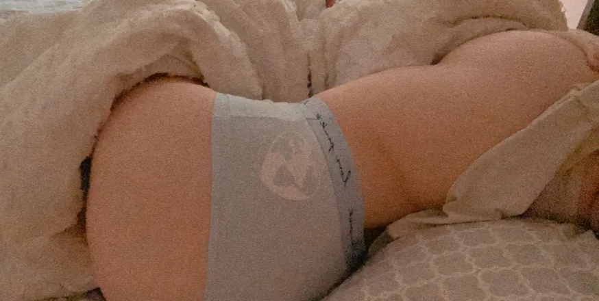 OnlyFans account  mamaem98 header 2