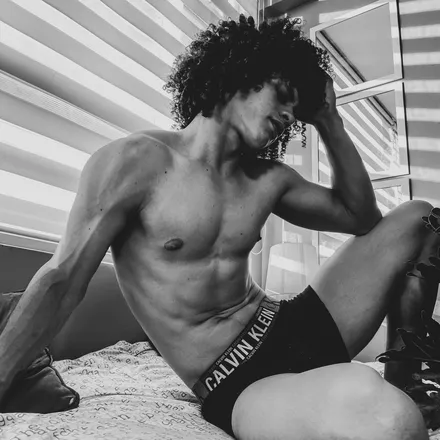OnlyFans cuenta crish03 header 2