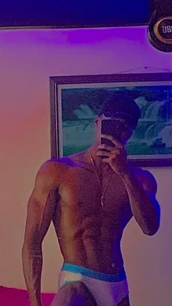 OnlyFans account  fer0716 header 2