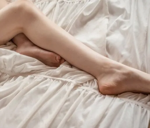 OnlyFans cuenta tiedandtickled header 2