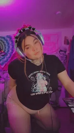 OnlyFans account  tsmommymeep avatar 1