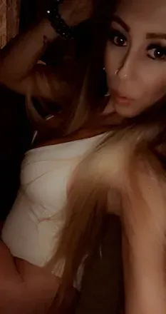 OnlyFans cuenta mandyycandy header 2