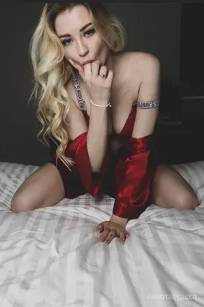 OnlyFans cuenta theofficialrussiantreat avatar 1