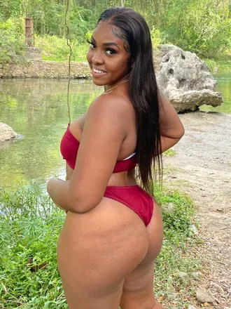 OnlyFans cuenta debzie avatar 1