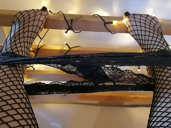 OnlyFans cuenta leafeetsexygirls header 2