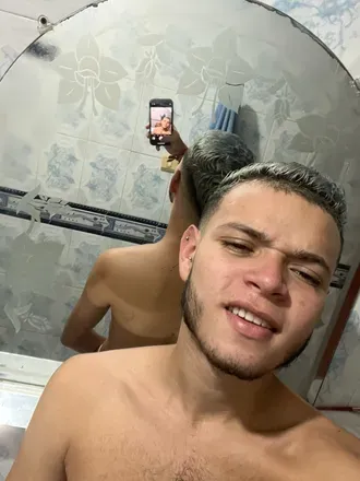 OnlyFans cuenta maxxxx_11 avatar 1