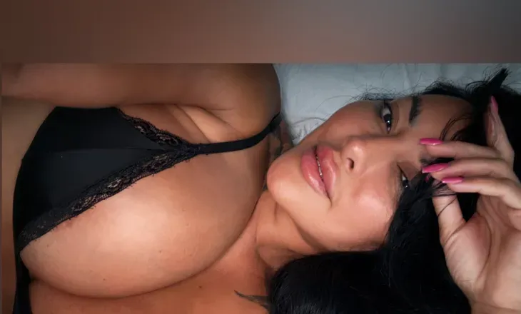 OnlyFans account  theonlykiaramiaxxx header 2