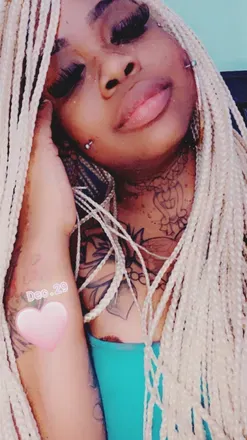 OnlyFans cuenta juicyfruittiff avatar 1