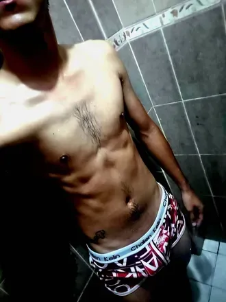 OnlyFans cuenta leogoldendick318 avatar 1