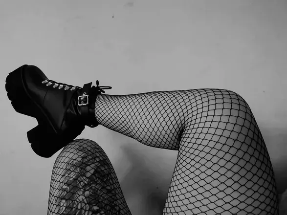 OnlyFans cuenta jessversailles header 2