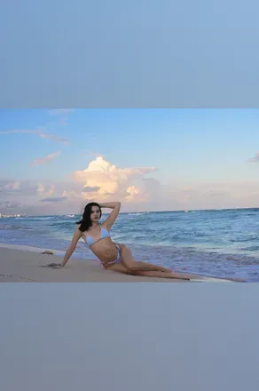 OnlyFans account  madformarie header 2