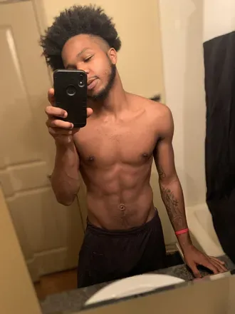 OnlyFans cuenta iamtrayymoe avatar 1
