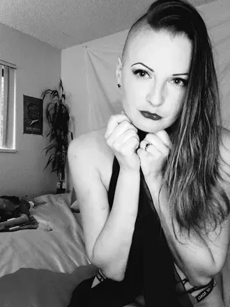 OnlyFans account  bellasinnxxx avatar 1