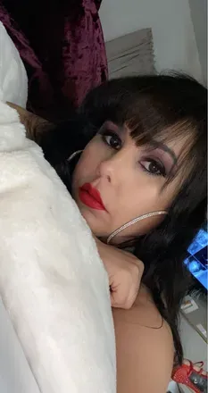 OnlyFans cuenta yusle2022 avatar 1