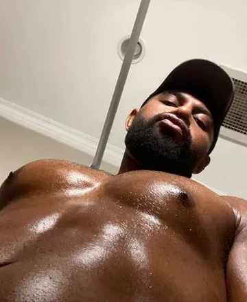 OnlyFans account  islander93 avatar 1
