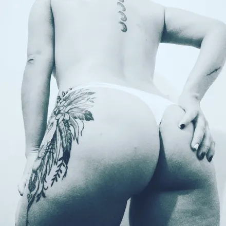 OnlyFans account  luaylan header 2