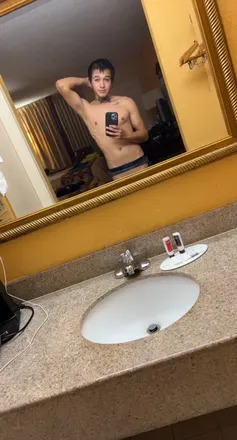 OnlyFans cuenta aaronmangin12 avatar 1