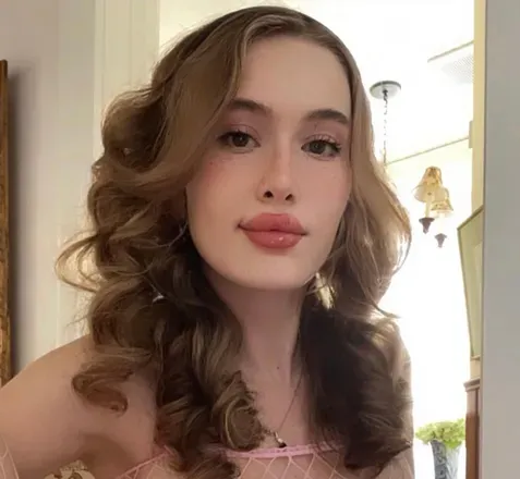 OnlyFans cuenta porcelaingoirl avatar 1