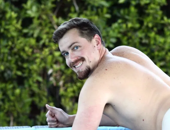 OnlyFans cuenta joeywilcoxxx header 2