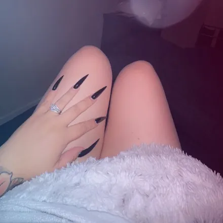 OnlyFans cuenta clawgoddess header 2
