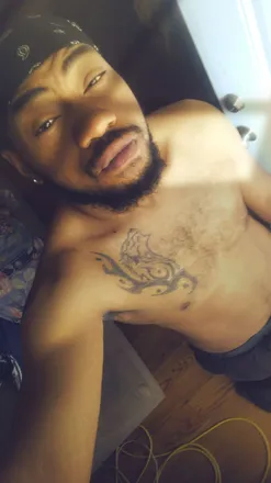 OnlyFans cuenta mrmakeyuwetter header 2