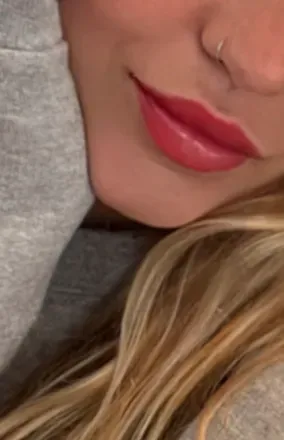 OnlyFans cuenta carolineruiz avatar 1