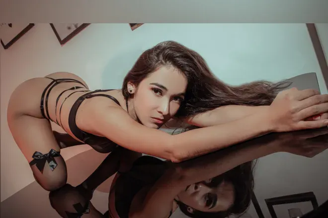 OnlyFans cuenta linzilyn.oficial header 2