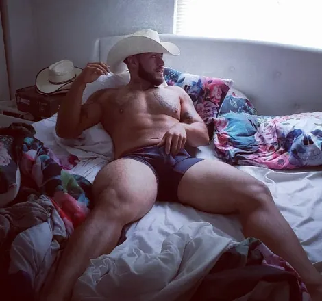 OnlyFans account  sixninepapi header 2