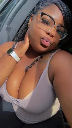 OnlyFans cuenta msneshiaa avatar 1