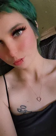OnlyFans cuenta sassymomma95 header 2