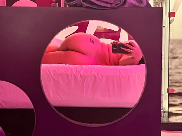 OnlyFans account  usalb header 2