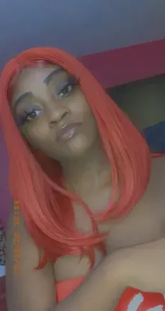 OnlyFans account  hazlenut68plus1 avatar 1