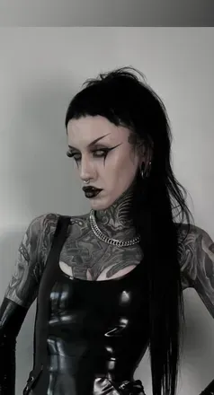 OnlyFans cuenta erotik.funeral avatar 1