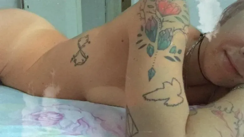 OnlyFans cuenta tattooedclemvip header 1
