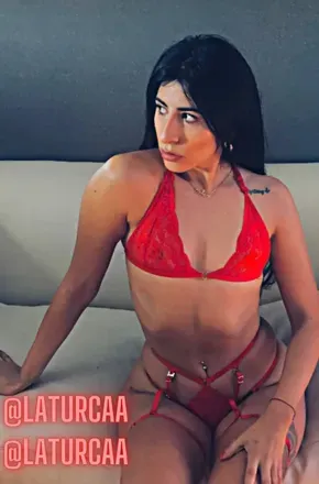 OnlyFans cuenta laturcaa avatar 1