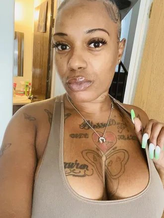 OnlyFans cuenta thechosenone33 header 2