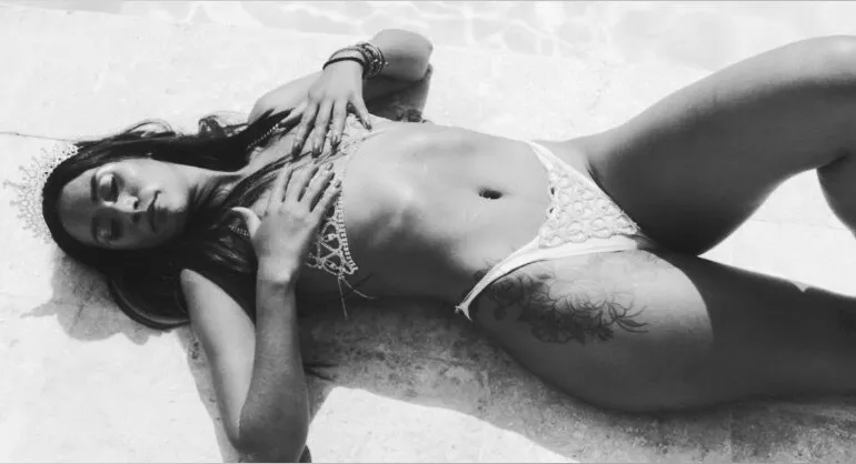 OnlyFans cuenta frida27 header 2