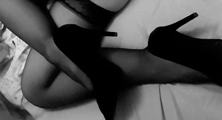 OnlyFans cuenta bustyblondevixen header 2