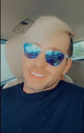 OnlyFans de careychunn