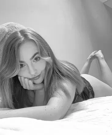 OnlyFans cuenta iolamay avatar 1