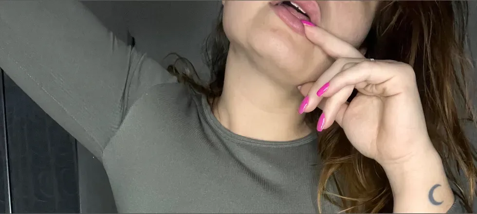 OnlyFans cuenta vale3love header 2