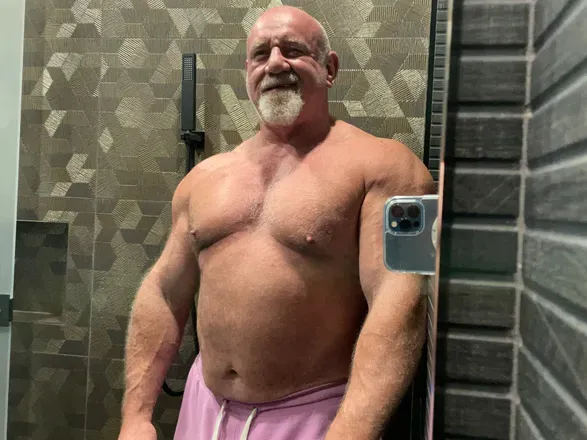 OnlyFans cuenta bigukbear avatar 1