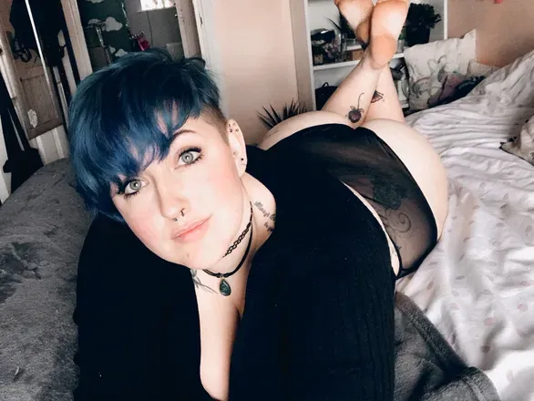 OnlyFans cuenta kelly_may header 2