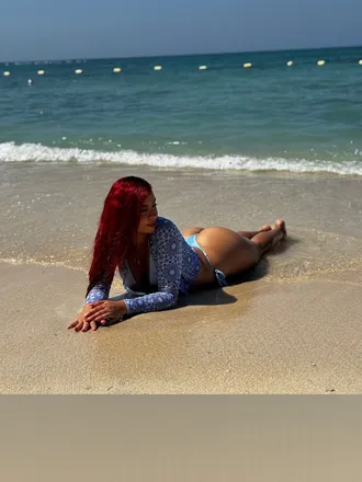 OnlyFans cuenta caro.lina8022 header 2