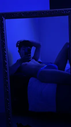 OnlyFans cuenta im_johnnierr header 2