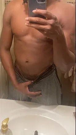 OnlyFans cuenta kiing42013 avatar 1